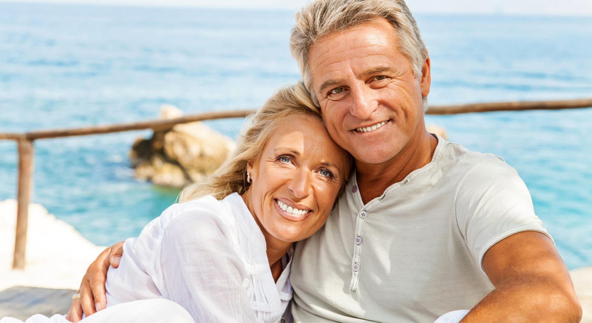 Cosmetic Dentures Hero